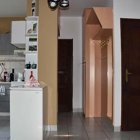 Apartment Pilikan - Park, Agroturism, Vineyard & Farm