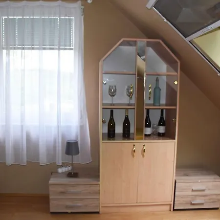 Lägenhet Pilikan - Park, Agroturism, Vineyard & Farm