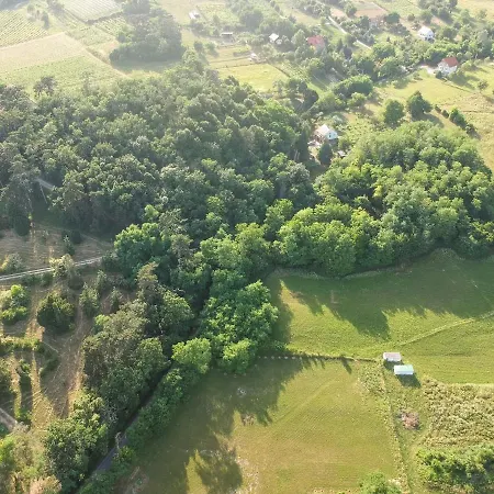 Pilikan - Park, Agroturism, Vineyard & Farm Cserszegtomaj