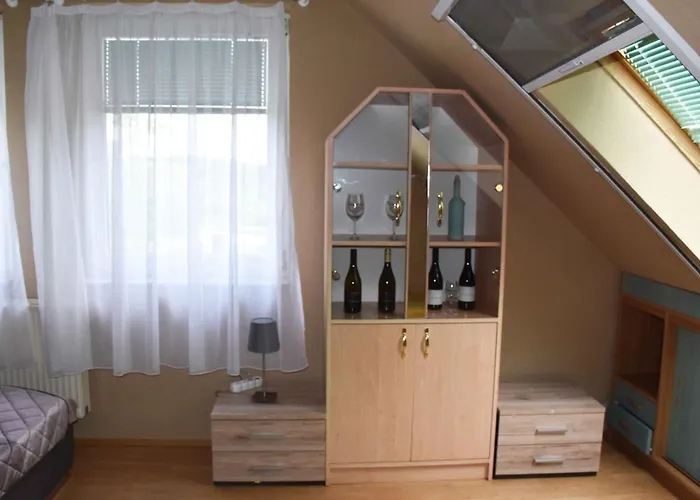 דירה Pilikan - Park, Agroturism, Vineyard & Farm