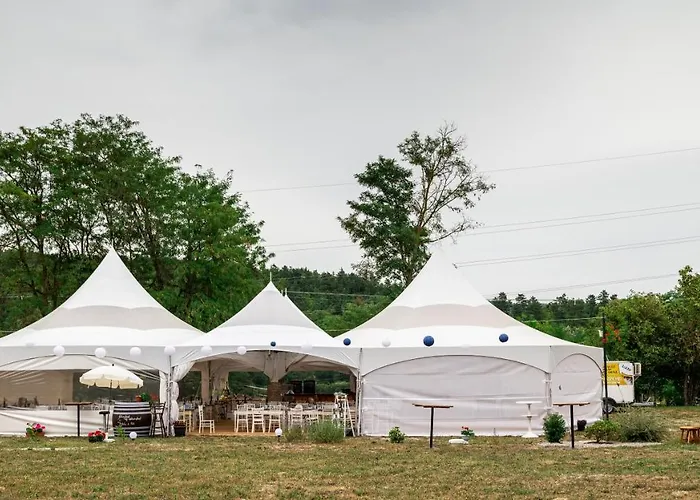 Pilikan - Park, Agroturism, Vineyard & Farm * צ'רסגטומאי